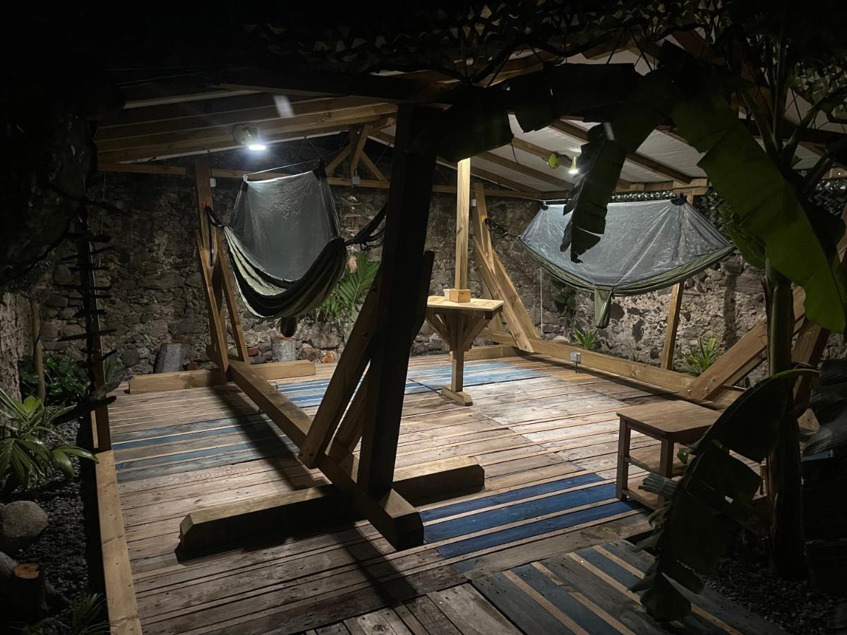 Hotel Les Hamacs Aux Saintes Terre-De-Haut Exterior foto
